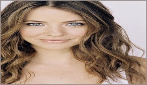 Exploring Julie Gonzalo's Eyebrow Style: A Trendsetter In The Beauty World